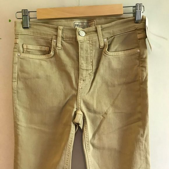 NWT $78 free people | Distressed | Khaki | Skinny Jeans - Picture 3 of 14